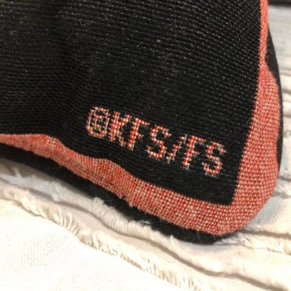 NEW - Betty Boop Biker Tapestry Woven Pillow - Vintage - Rare - Check It Out - Picture 3 of 4